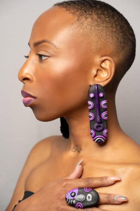 Marekani V Masks (Maxi)