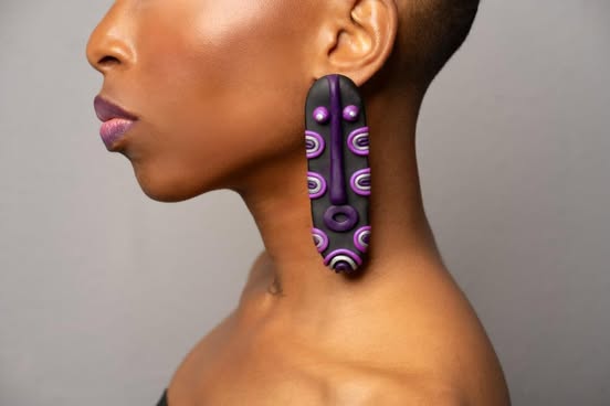 Marekani V Masks (Maxi)